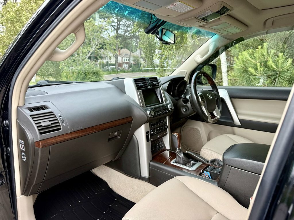 Toyota Land Cruiser D-4d Lc5 Black #11