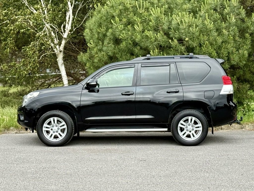 Toyota Land Cruiser 3L Lc5 Black #6