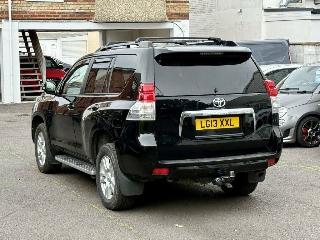Toyota Land Cruiser 3L Lc5 Black #4