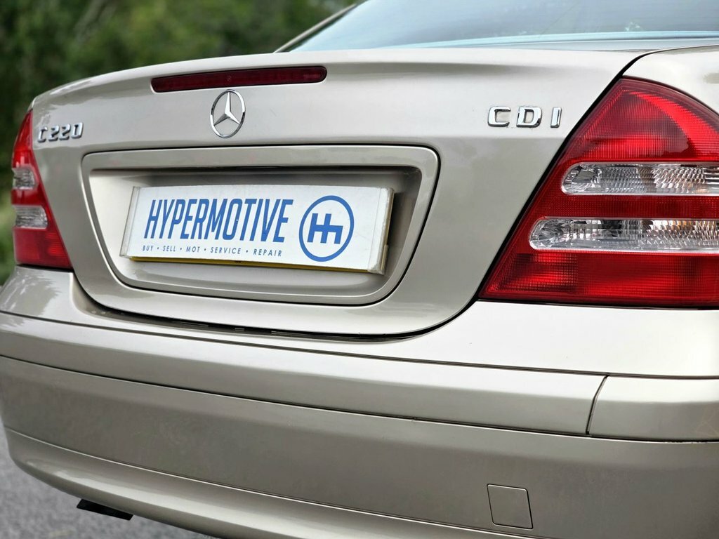 Mercedes-Benz C Class C220 Cdi Sportcoupe Silver #29