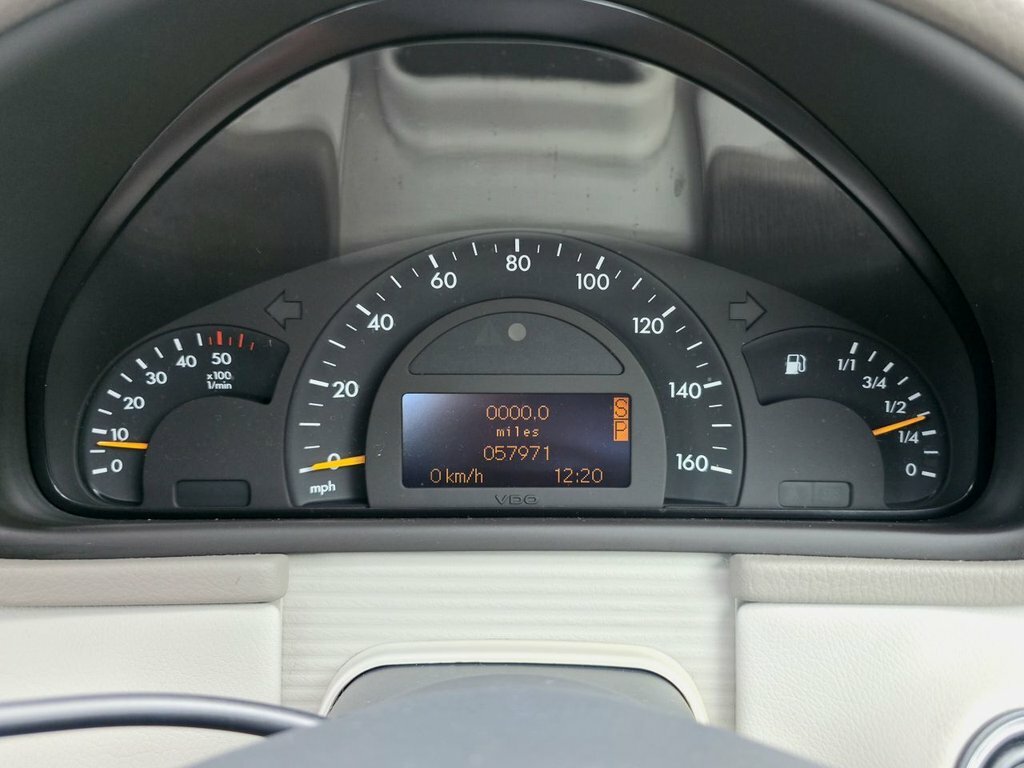 Mercedes-Benz C Class C220 Cdi Sportcoupe Silver #16