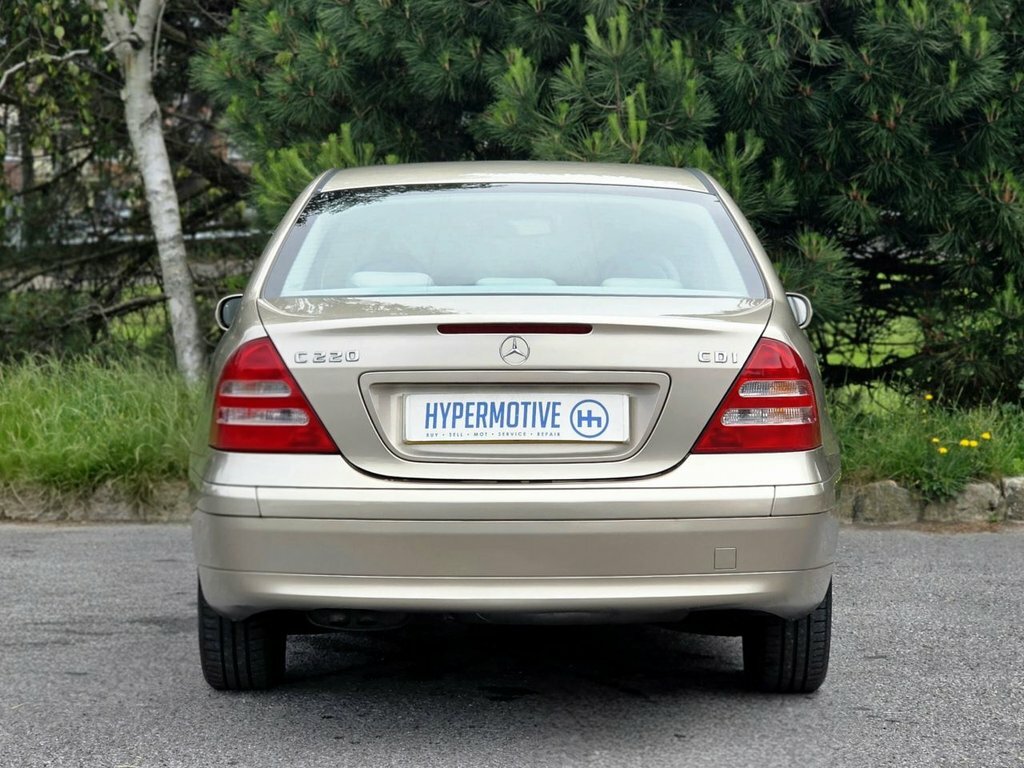 Mercedes-Benz C Class C220 Cdi Sportcoupe Silver #4