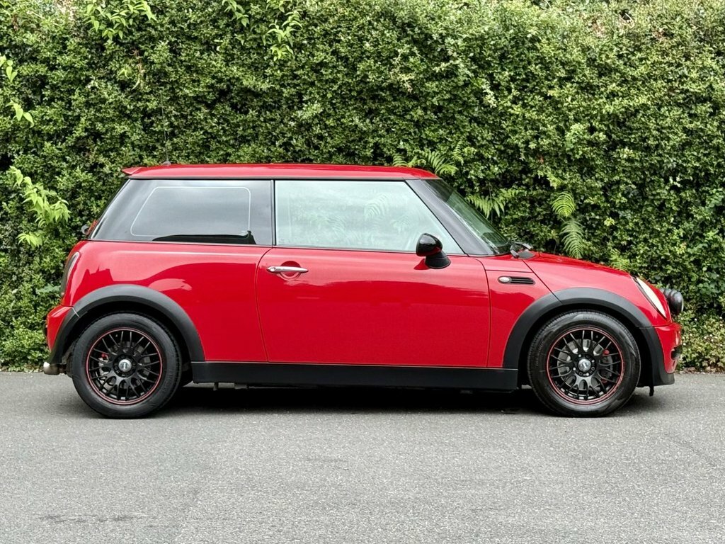 Mini Hatch 1.6L Cooper Red #2