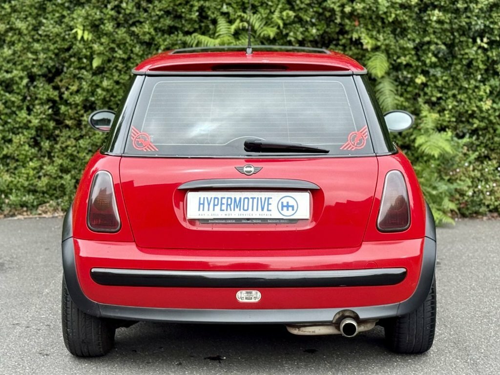 Mini Hatch 1.6L Cooper Red #4