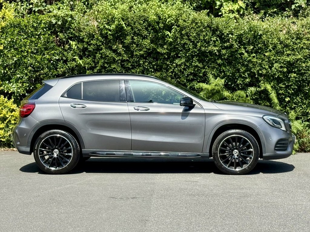 Mercedes-Benz GLA Class 1.6L Amg Line Edition Grey #2