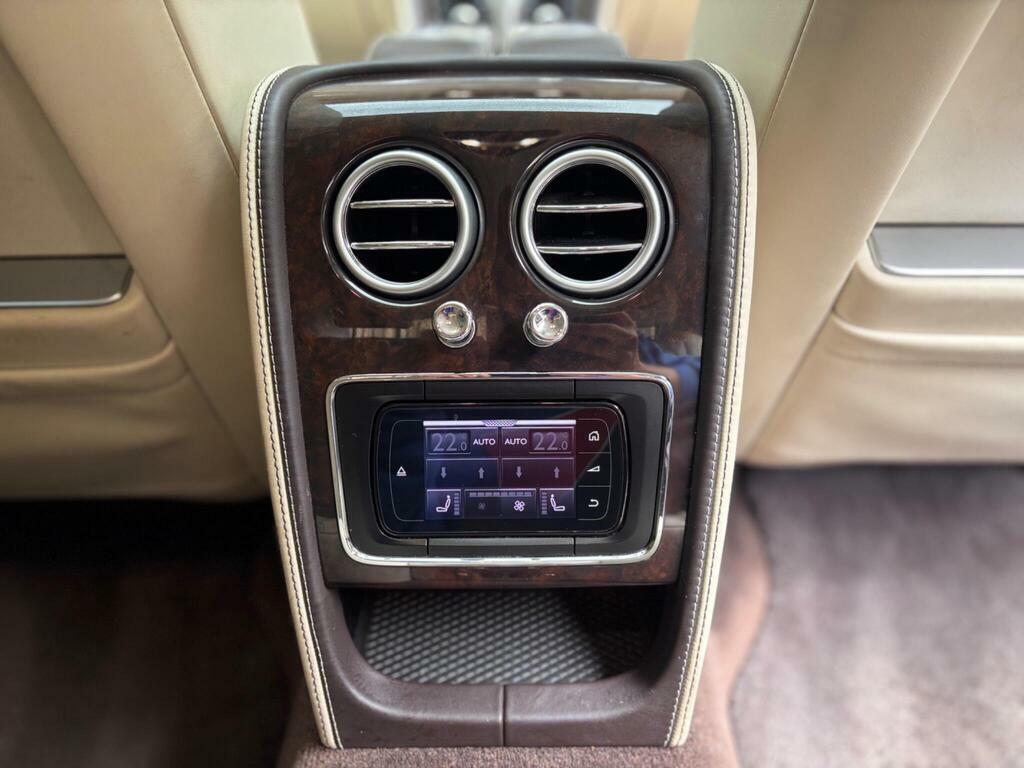 Bentley Flying Spur W12 Mulliner #33