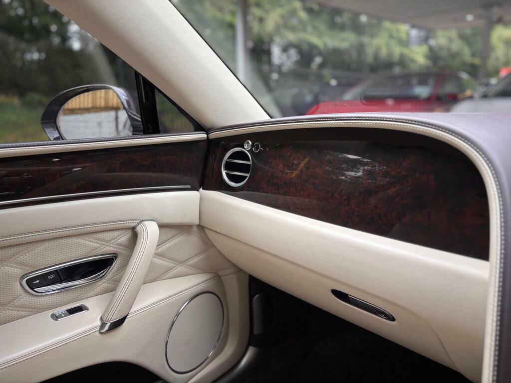 Bentley Flying Spur W12 Mulliner #53