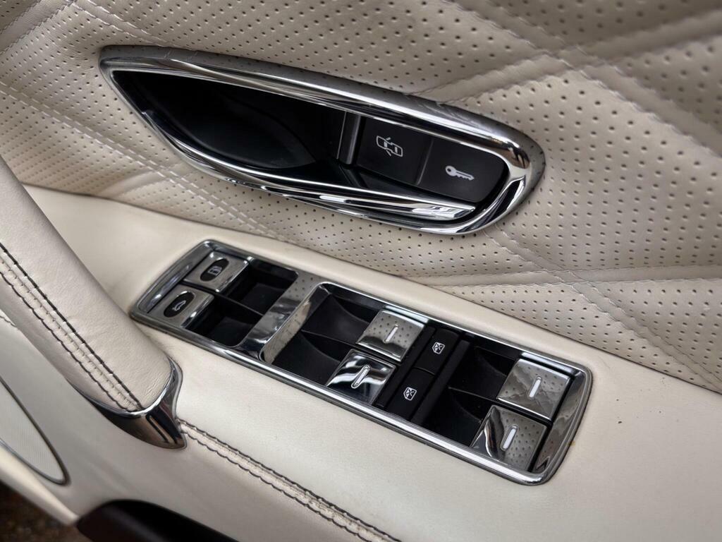 Bentley Flying Spur W12 Mulliner #45