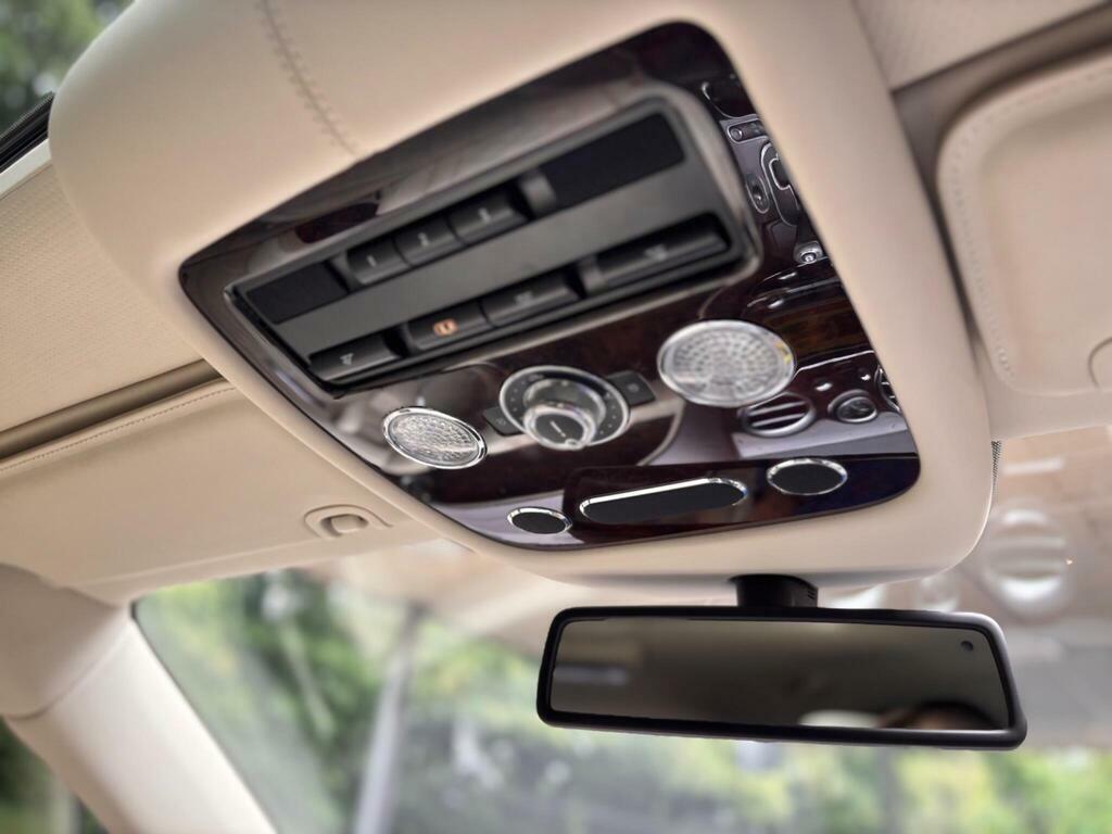 Bentley Flying Spur W12 Mulliner #54