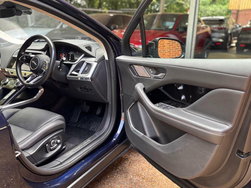Jaguar I-Pace 294Kw Ev400 Se 90Kwh 11Kw Charger Blue #10