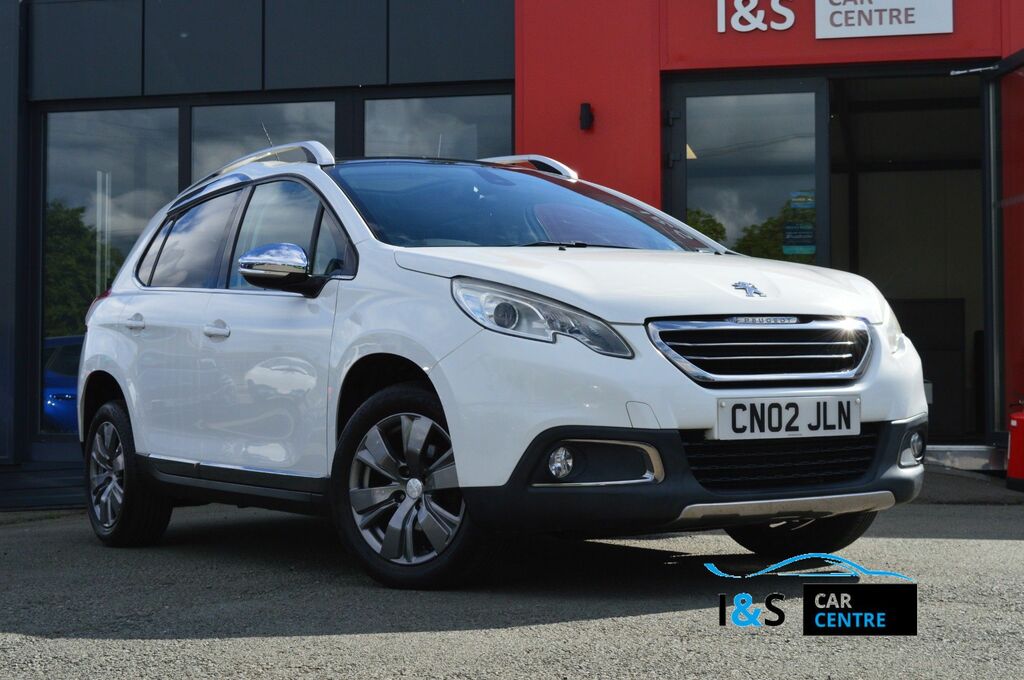 Peugeot e-2008 Allure Brown #1