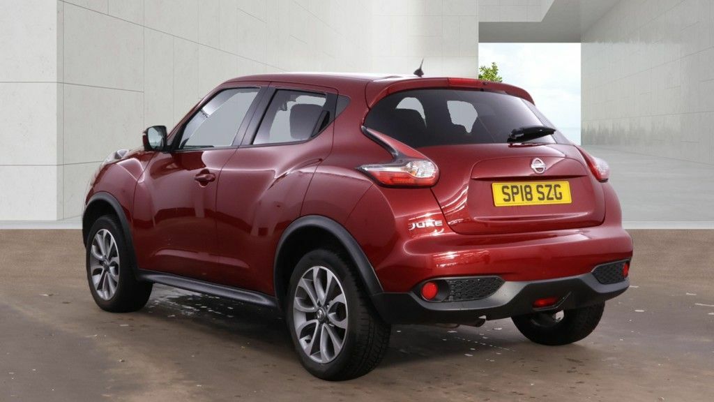 Nissan Juke Tekna Suv SP18SZG Red #3