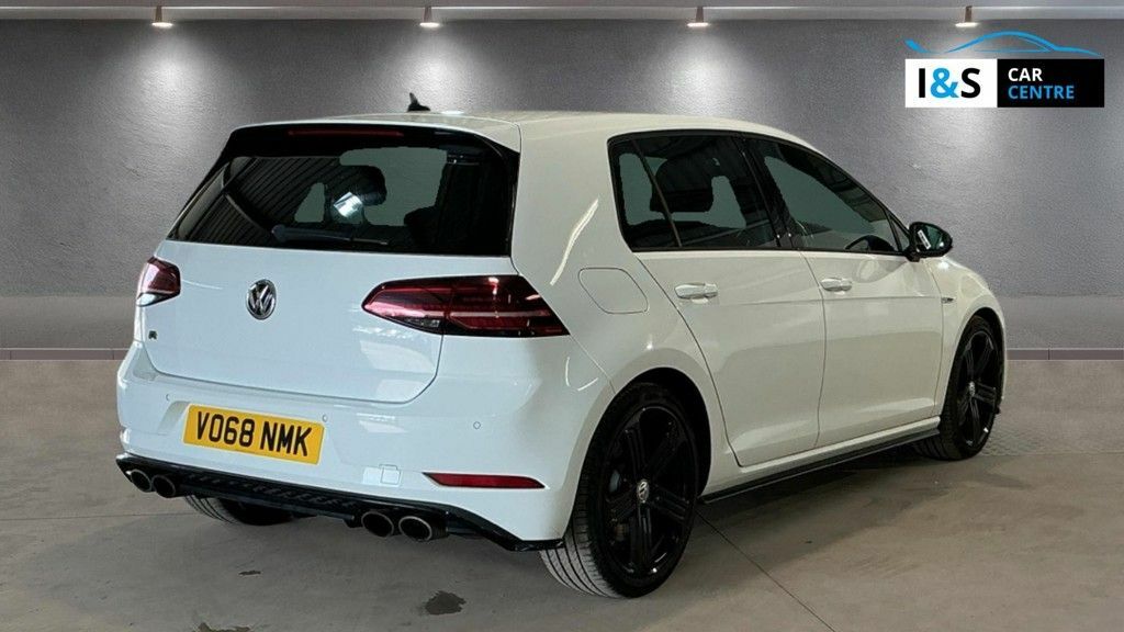 Volkswagen Golf Tsi R Hatchback VO68NMK White #4