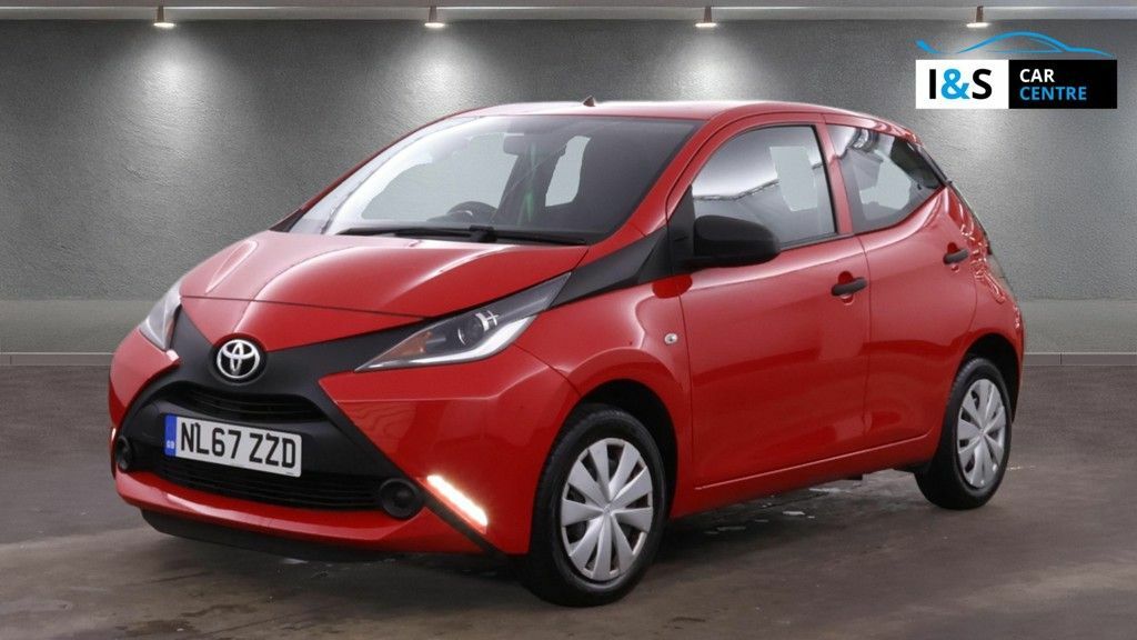 Toyota Aygo Vvt-i X Hatchback NL67ZZD Red #2