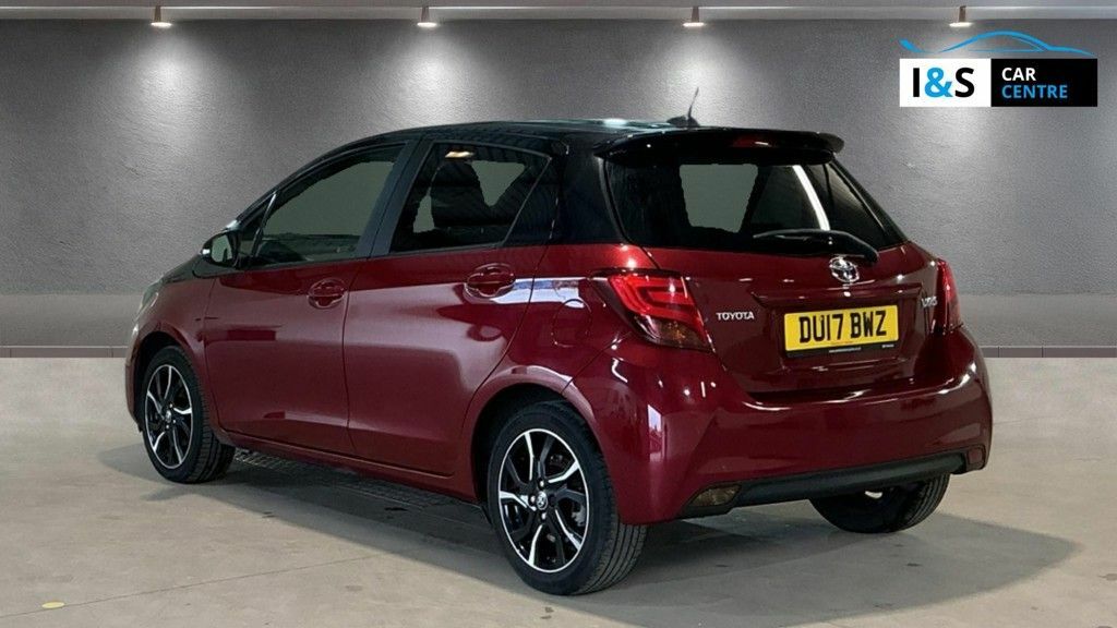 Toyota Yaris Dual Vvt-i Design Hatchback DU17BWZ Red #3