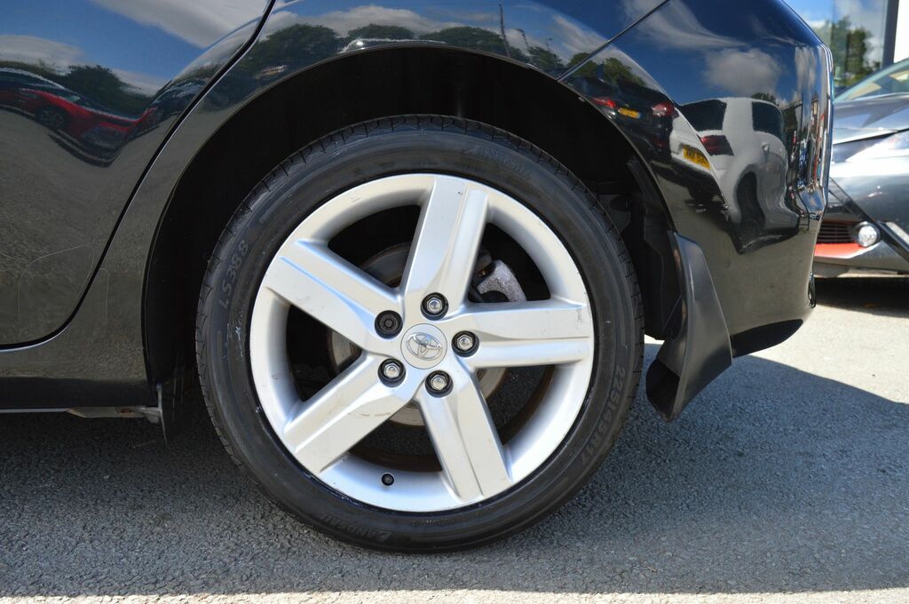 Toyota Auris Hatchback 1.33 Black #10