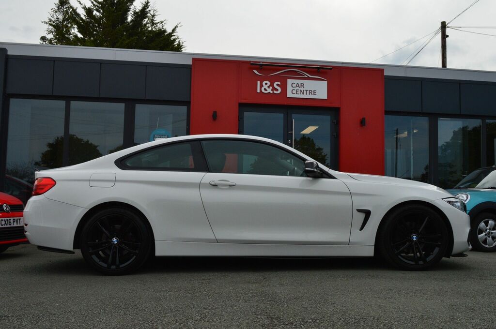 BMW 4 Series Gran Coupe 420I Sport Coupe CU66LOH White #4