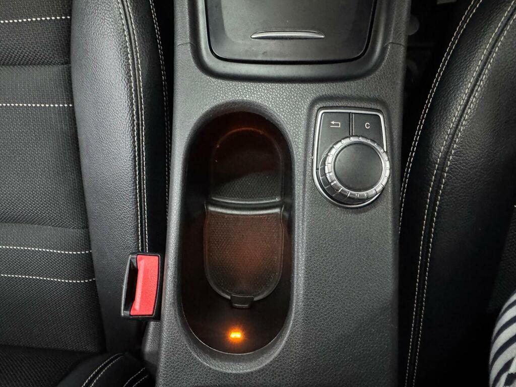 Mercedes-Benz A Class A180 Cdi Sport Edition Red #31