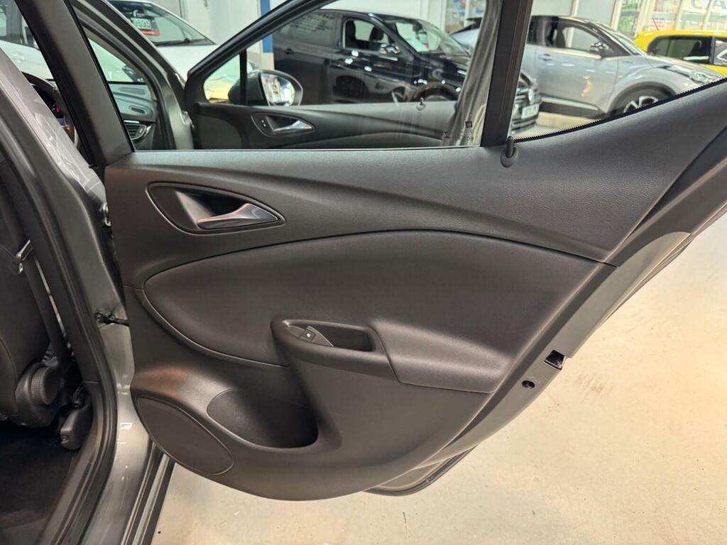 Vauxhall Astra Se Grey #17
