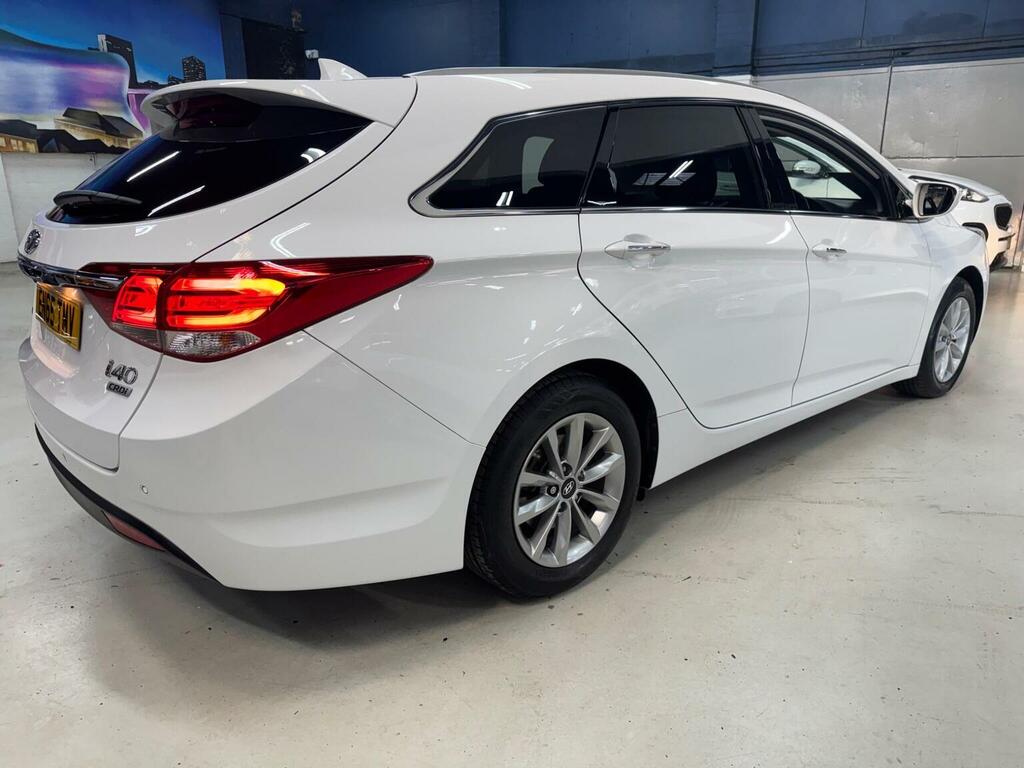 Hyundai I40 Estate 1.7 Crdi Blue Drive Se Nav Tourer Euro 6 S White #3