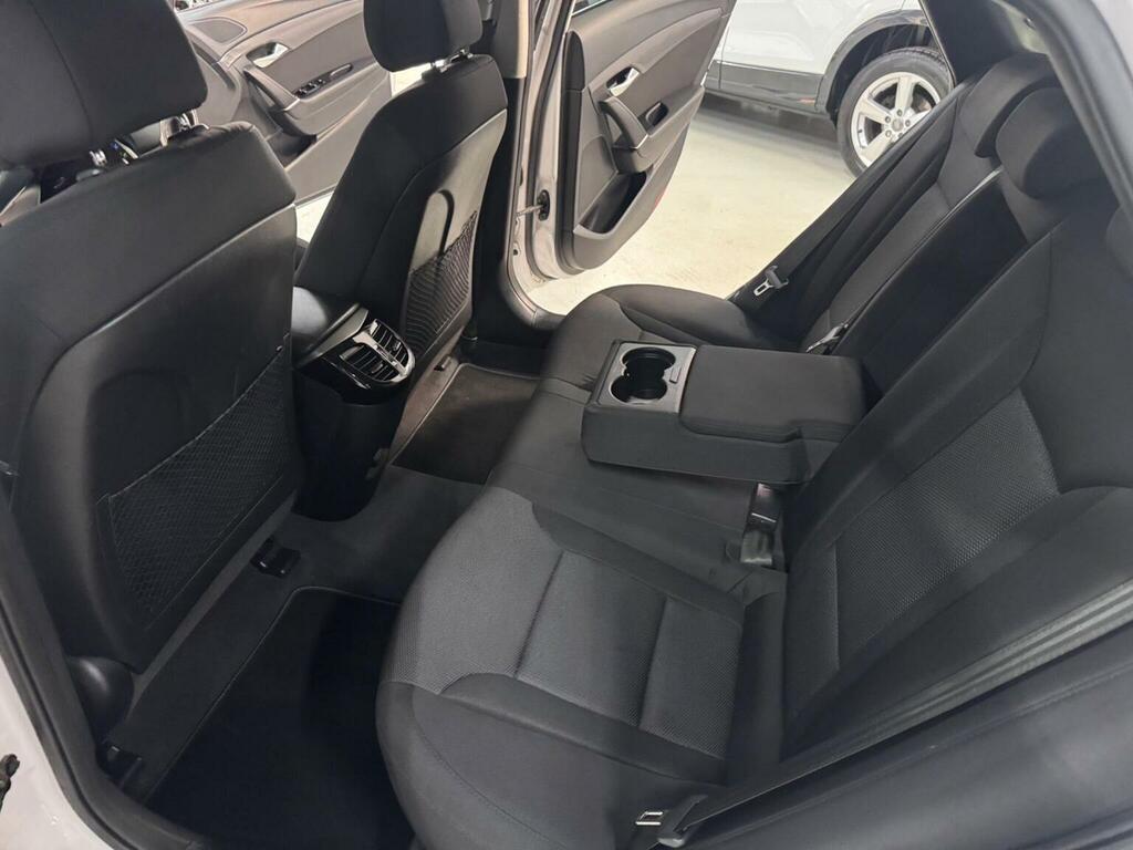 Hyundai I40 1.7L Active White #9