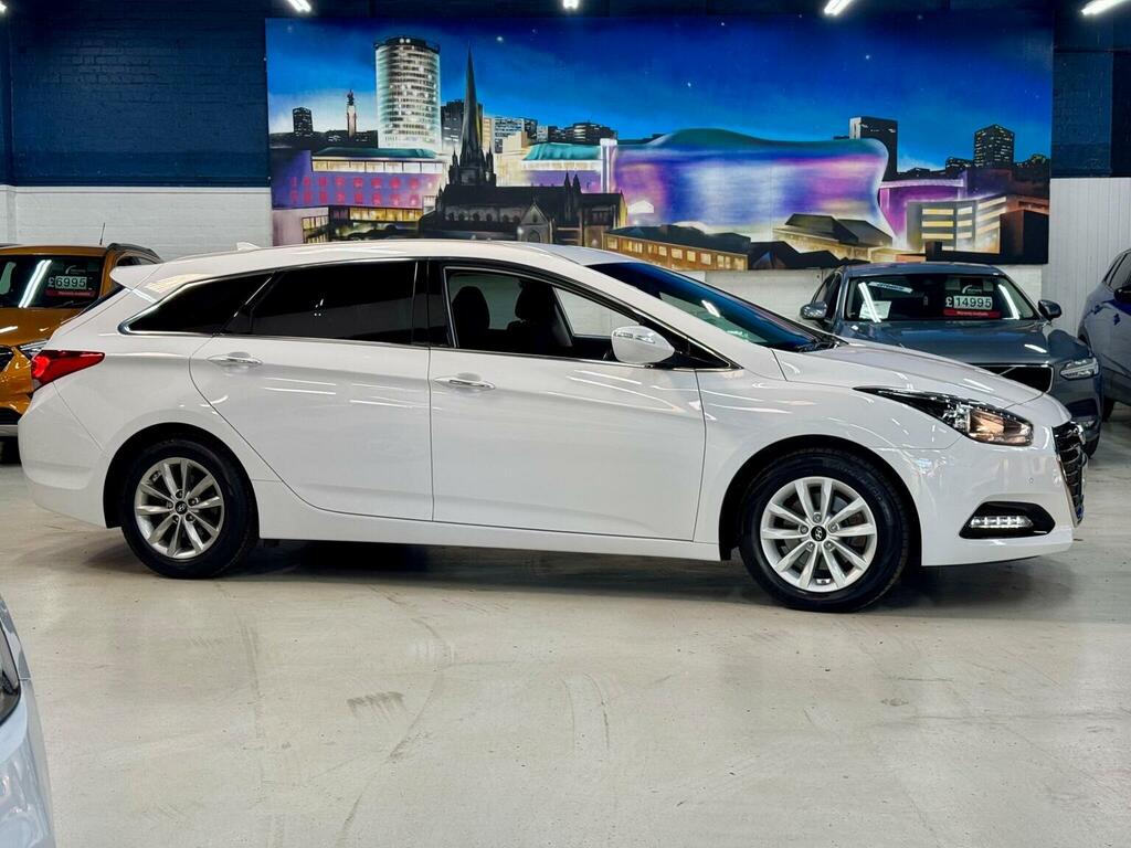 Hyundai I40 Estate 1.7 Crdi Blue Drive Se Nav Tourer Euro 6 S White #2