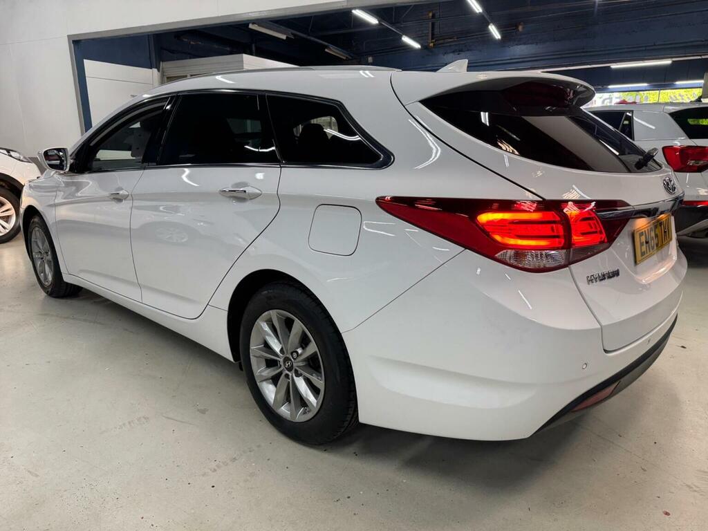 Hyundai I40 Estate 1.7 Crdi Blue Drive Se Nav Tourer Euro 6 S White #4