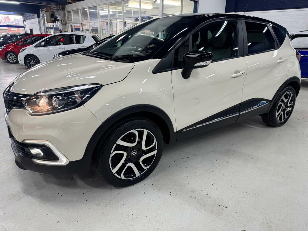 Renault Captur Suv 0.9 Tce Energy Iconic Euro 6 Ss 20181 White #3
