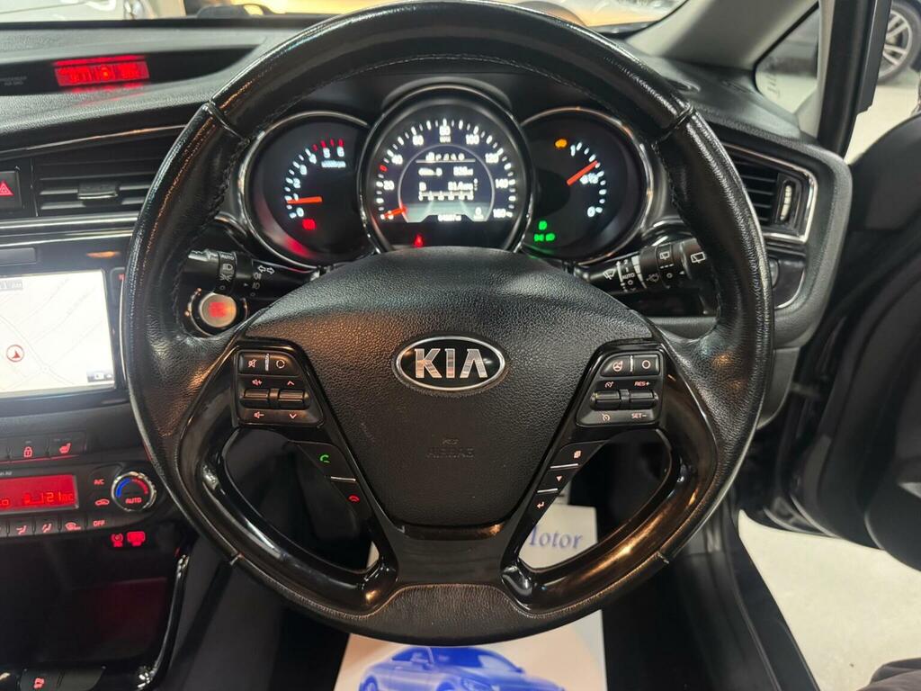 Kia Ceed 1.6 Crdi Isg Gt-line White #25