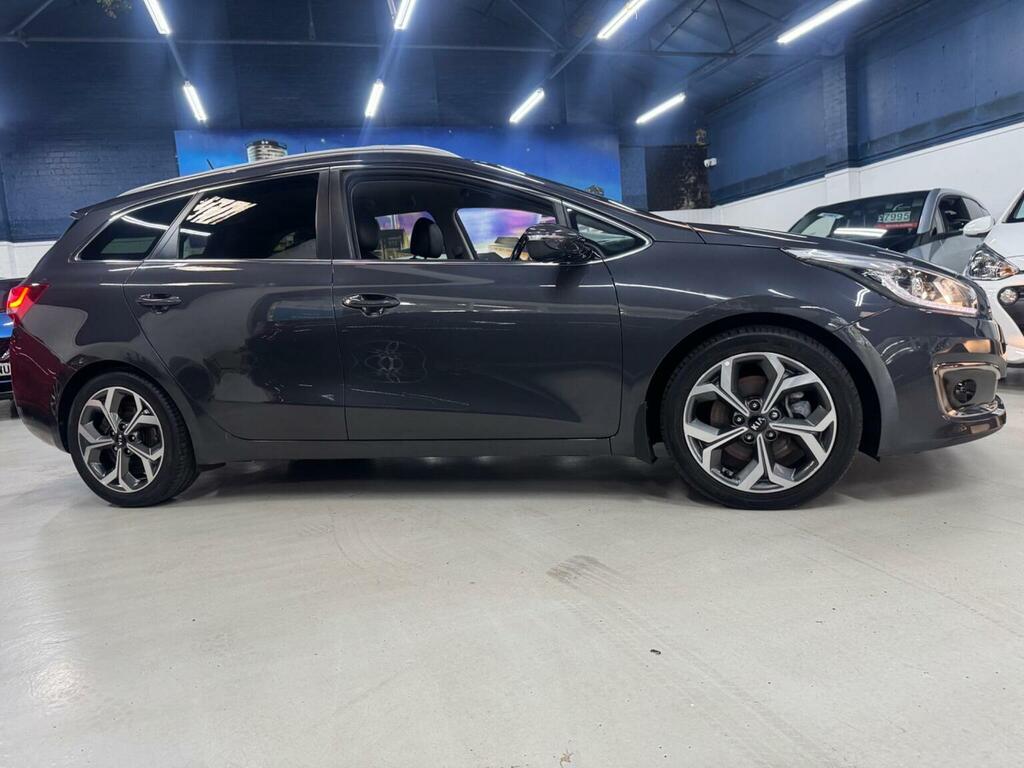 Kia Ceed 1.6 Crdi Isg Gt-line White #11