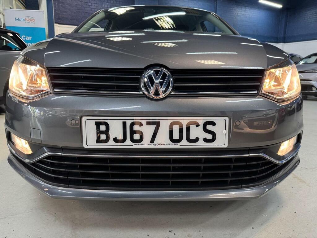 Volkswagen Polo Hatchback Red #4