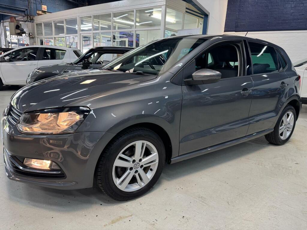 Volkswagen Polo Hatchback Red #5