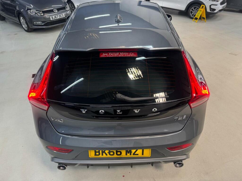 Volvo V40 T3 Cross Country Nav Plus Silver #9