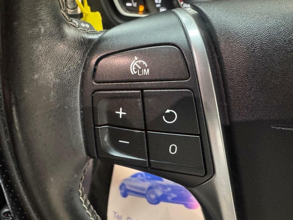 Volvo V40 T3 Cross Country Nav Plus Silver #28