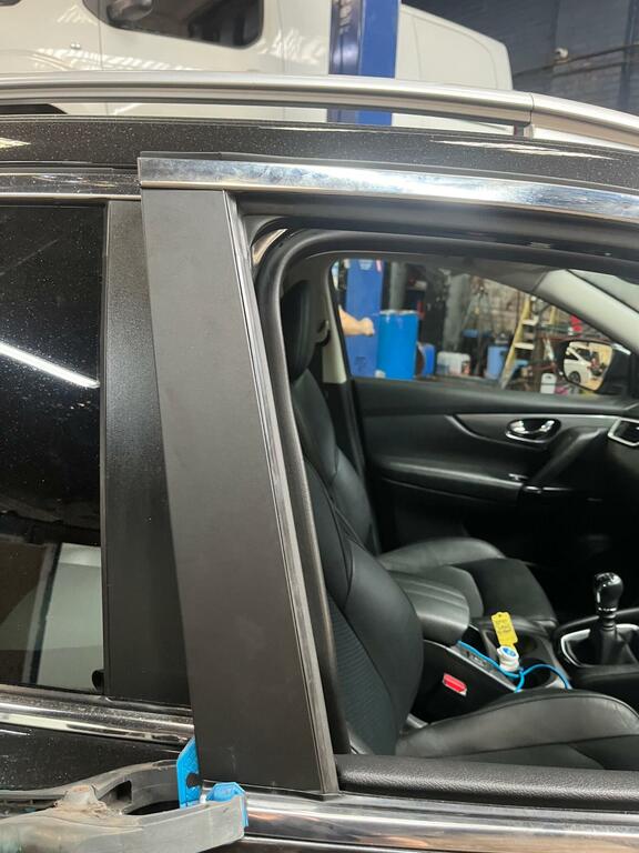 Volvo V40 T3 Cross Country Nav Plus Silver #20