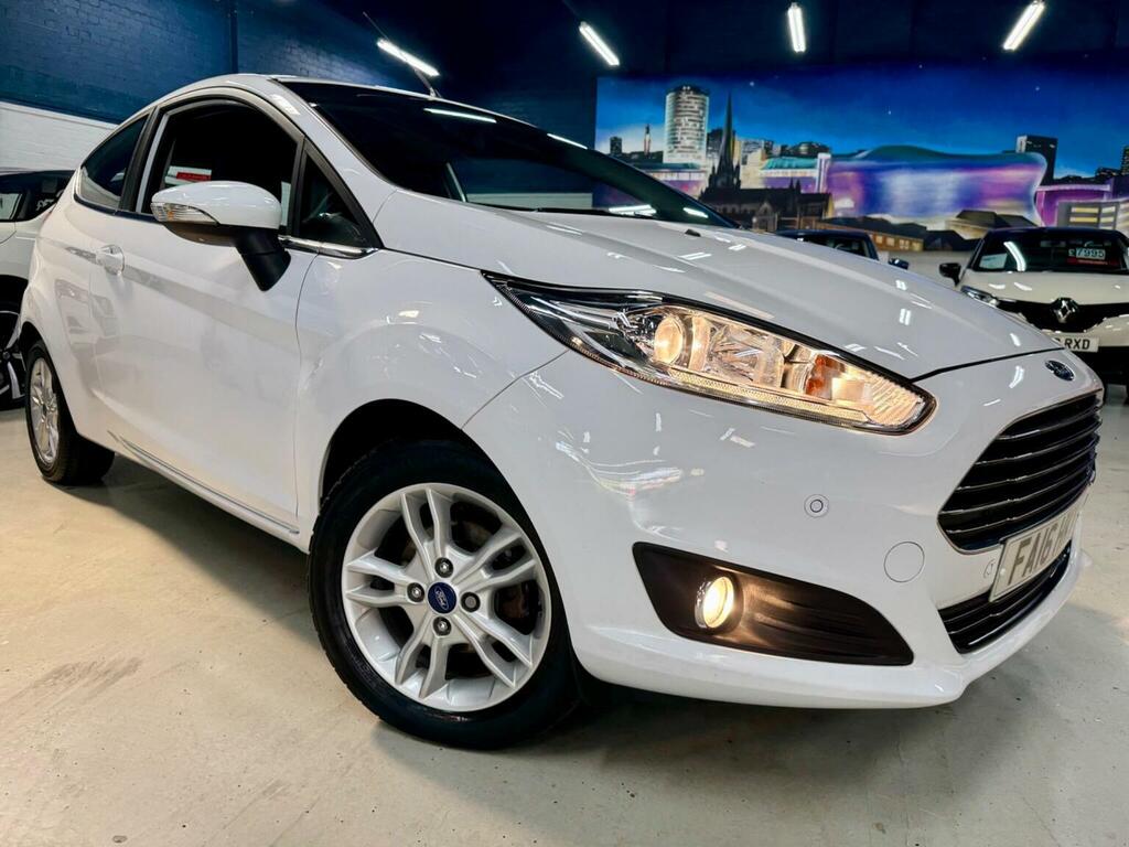 Ford Fiesta Hatchback 1.0 Zetec Euro 6 Ss 201616 White