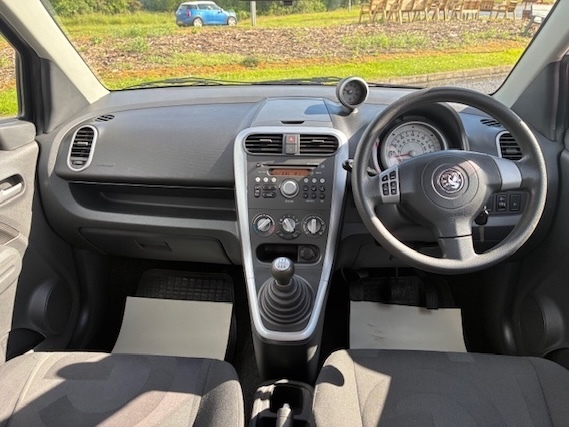Vauxhall Agila 1.2 16V Silver #10