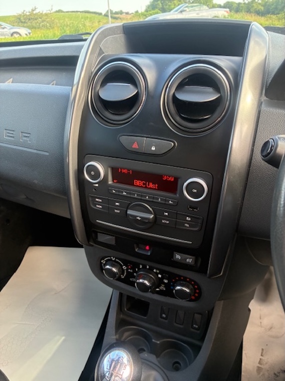 Dacia Duster Laureate Dci 1.5 Black #11