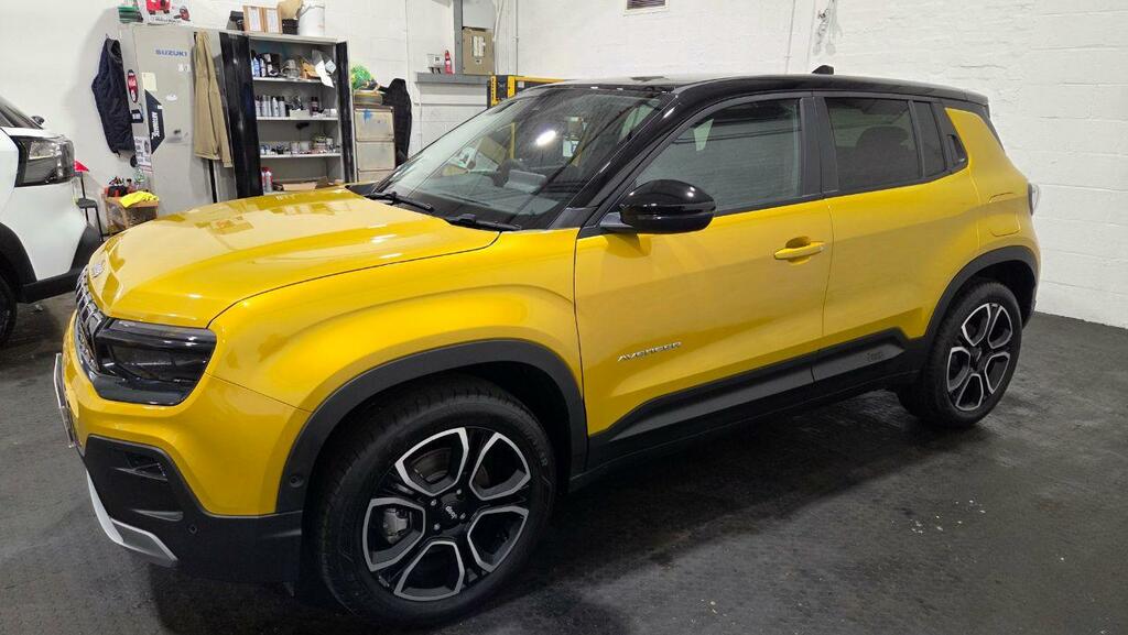 Jeep Avenger 115Kw Summit 54Kwh SL26PCY Black #5
