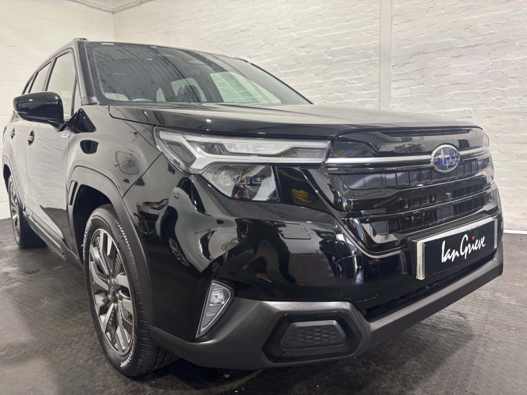 Subaru Forester 2.0I E-boxer Touring Lineartronic Black