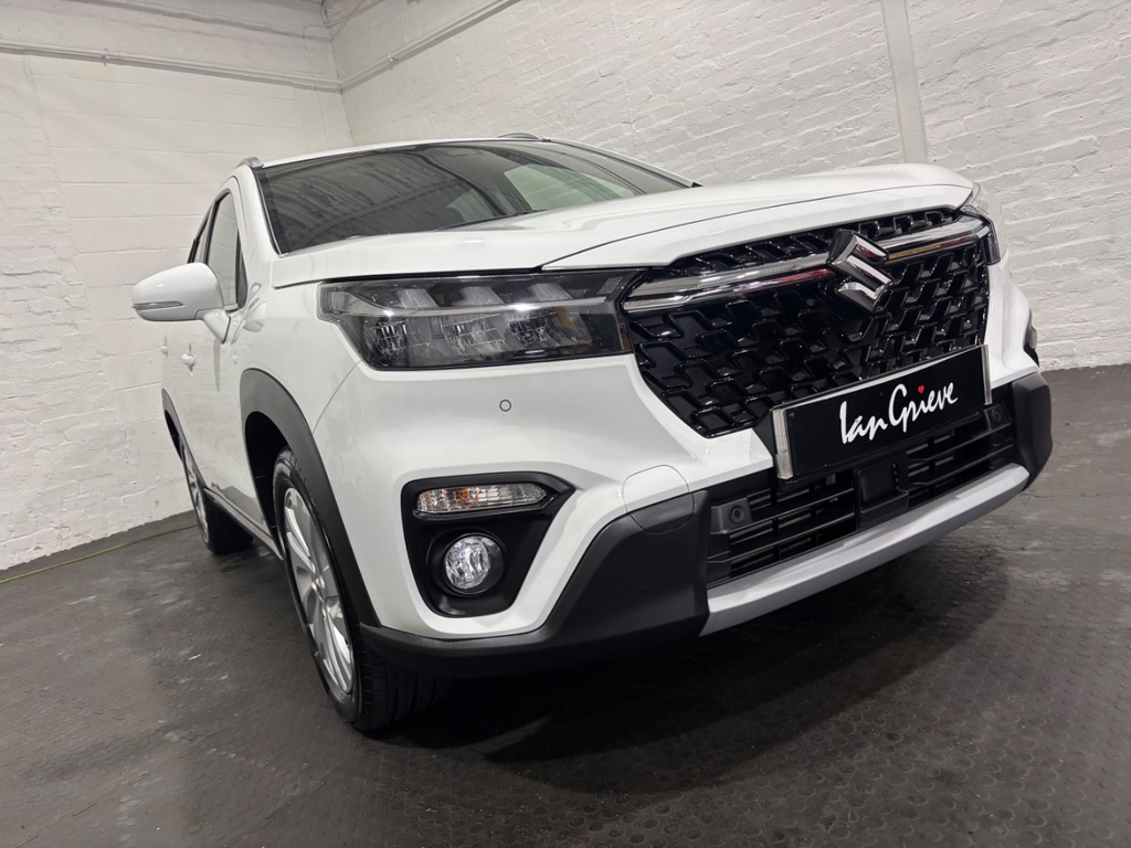 Suzuki S Cross 1.4 Boosterjet 48V Hybrid Motion MV24CXX White #4