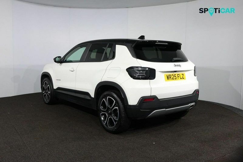 Jeep Avenger 1.2 E-hybrid Summit Dct Black #5