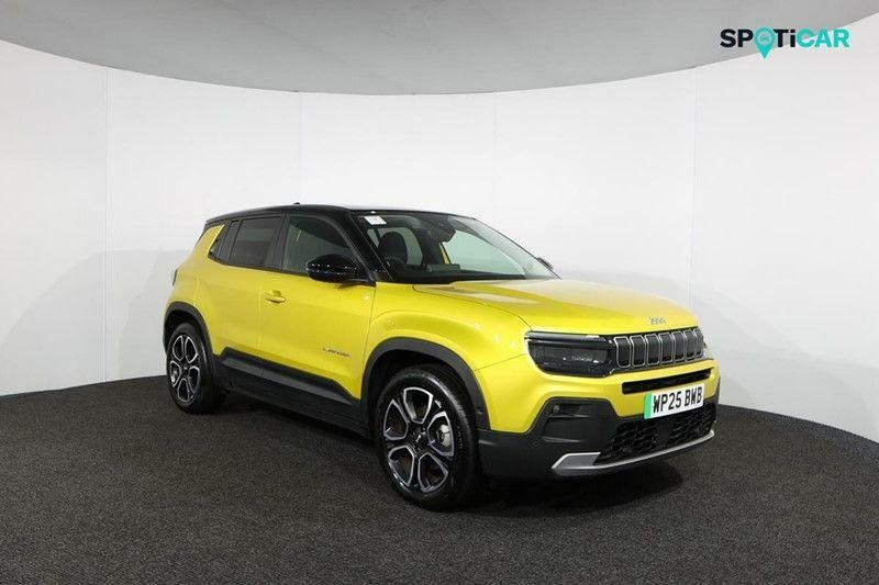 Jeep Avenger 115Kw Summit 54Kwh WP25BWB Black