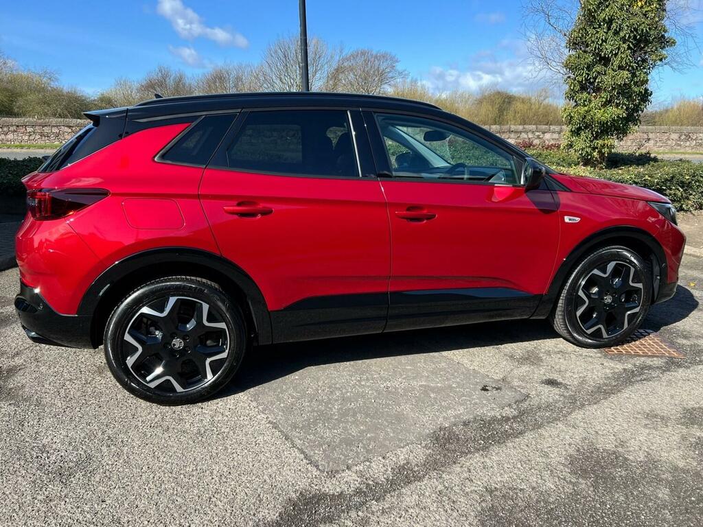 Vauxhall Grandland 1.2 Hybrid 136 Ultimate E-dct6 Red #6