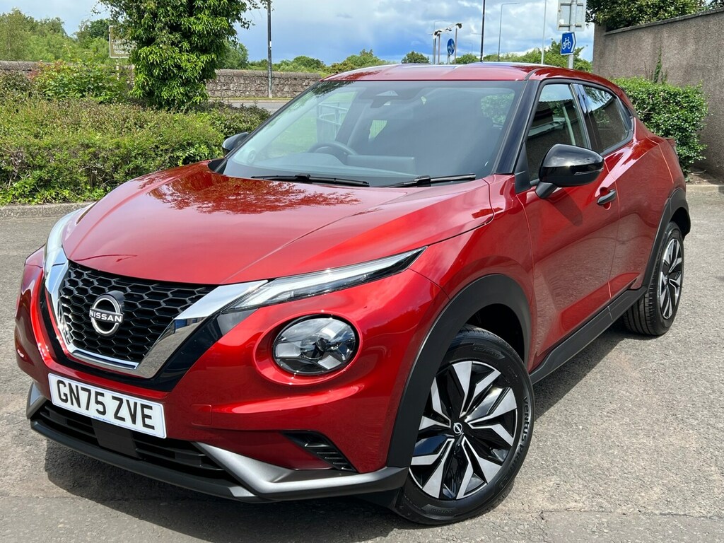 Nissan Juke 1.0 Dig-t Acenta Premium Dct GN75ZVE Red #4