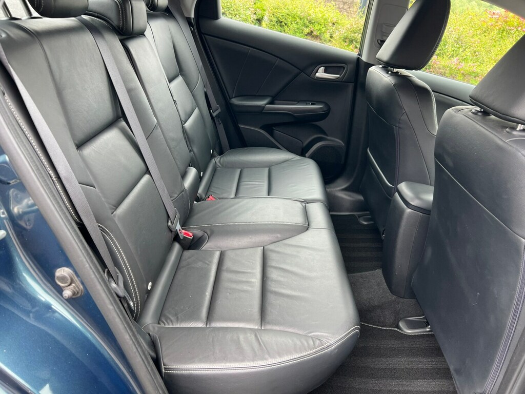 Honda Civic 1.4 I-vtec Se Euro 5 Ss White #9
