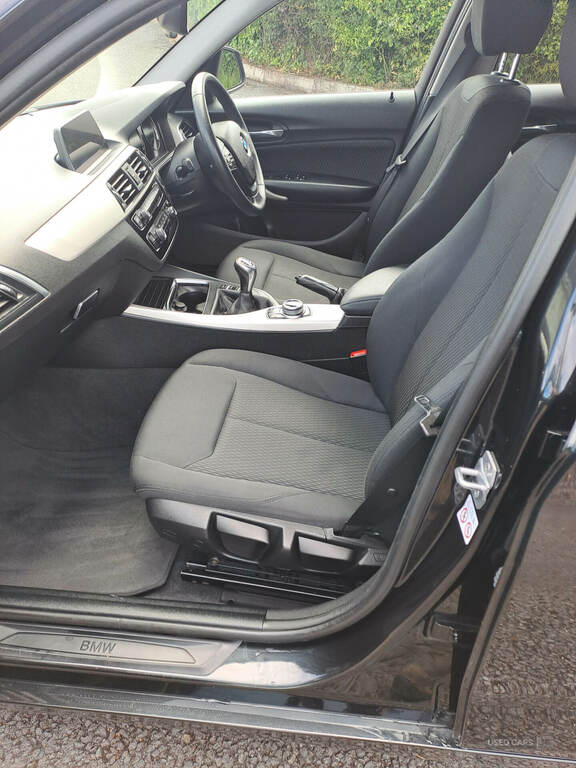 BMW 1 Series 116D Se Business Nav Servotronic Black #6