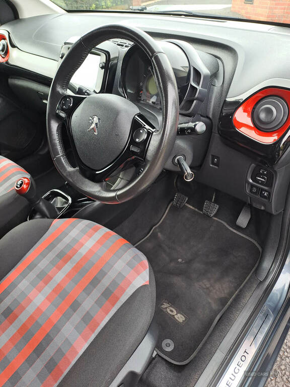 Peugeot 108 1.0 72 Active Red #13