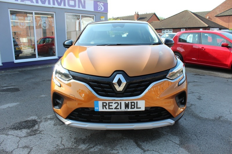 Renault Captur Play Tce RE21WBL Orange #2