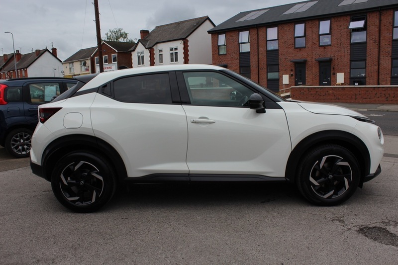 Nissan Juke Dig-t N-connecta LS23AYH White #5